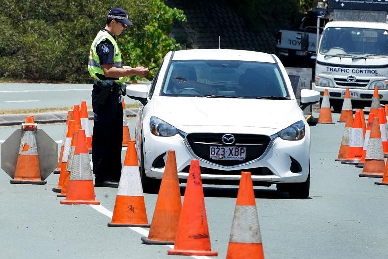 Featured Post Image - Virus korona: Queensland Australia mencabut sebagian besar pembatasan perbatasan negara bagian dalam meningkatkan ekonomi