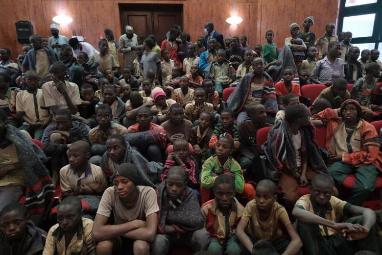 Featured Post Image - ‘Anda akan mati di hutan’: Anak-anak sekolah Nigeria menggambarkan cobaan penculikan